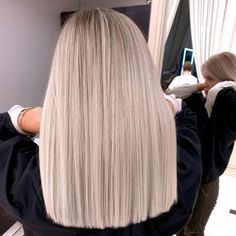 Blonde Hair With Roots, Hair Styels, Grey Hair Dye, Platinum Blonde Hair Color, Ombre Hair Blonde, Dyed Blonde Hair, Straight Blonde Hair, Balayage Hair Blonde