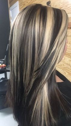 What Are Skunk Highlights? Blond Highlights Ideas, Chunky Highlights Asian, Blonde And Brown Chunky Highlights, Dark Brown Hair With Blonde Highlights Medium Length, 2000 Hair Color, 90s Hair Color Trends, Natural Hair Colors, Vacation Hair, Skunk Hair