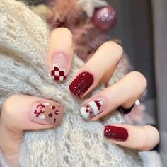 Deer Nails, Purple Rabbit, Snowman Nails, Squoval Nails, Red Acrylic Nails, Christmas Nail Art Designs, Christmas Nails Acrylic, Disney Nails