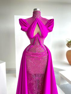 Magenta And Black Outfits, Magenta Asoebi Lace Styles, Dresses With Boning, Magenta Wedding Dress, Fem Buggy, Haute Couture Gowns, Fuchsia Dress, Designer Evening Gowns, Glamour Dress