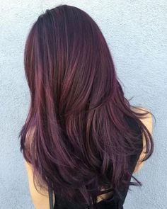 Pixie Grow Out, Pelo Color Borgoña, Black Hair Ombre, Violet Hair Colors, Dark Red Hair Color, Maroon Hair, Red Hair With Highlights, Dark Purple Hair, Violet Hair