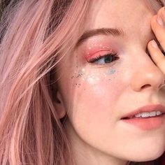 Pink Fantasy Makeup, Galaxy Eye Makeup, Mathilda Mai, Pink Makeup Looks, Rose Blonde Hair, Rose Blonde, Galaxy Makeup, Creative Makeup Looks, Soft Makeup