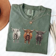 Turquoise Shirt, Western Prints, Farm Tees, Funny Cow, Highland Cows, Cow Shirt, Cows Funny, Western Design, Animal Tshirt