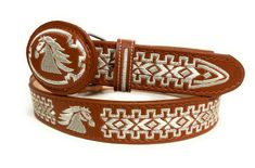 THIS IS A NICE GENUINE LEATHER KIDS WESTERN BELT. WHITE EMBROIDERED WITH HORSES AND A WESTERN DESIGN.  SIZES ARE TO THE CENTER HOLE, FOR EXAMPLE A SIZE 22 BELT IS 22 INCHES TO THE CENTER HOLE... HAND MADE BY OUR ARTISANS IN MEXICO Kids Belt, Leaf Drawing, Western Belt, Western Design, Western Belts, Genuine Leather Belt, Leather Belt, Belts, Genuine Leather