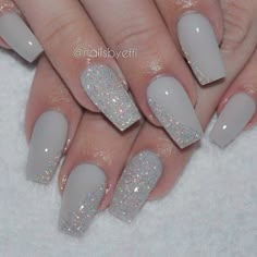 Nice Nails With Glitter, Cute Nail Art Designs, Gray Nails, Christmas Nails Acrylic, Nails Winter, Trendy Nail Art, Glam Nails, Ideas Nails, Silver Nails