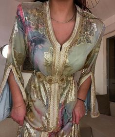 Caftan Moroccan, Modest Casual Outfits, Classy Prom Dresses