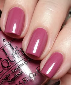 OPI Hawaii Collection Just Lanai-ing Around is a shimmery blush mauve. Neutral Pedicure, Mauve Nails, Nail Blog, Opi Nail Polish, Colorful Nail Designs, Opi Nails, Manicure E Pedicure