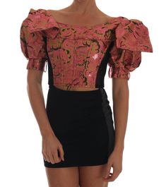 Dolce & Gabbana Pink Puff Sleeve Brocade Cropped Top Crop Top Styles, Top With Puff Sleeves, Puff Sleeve Crop Top, Pink Metallic, Cropped Tops, Dolce E Gabbana, Corset Style, Dolce & Gabbana, Cropped Top