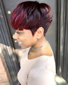 This color and cut is everything 27 Piece Hairstyles, Mushroom Hair, Short Red Hair, Easy Hairstyles For Medium Hair, Sew Ins, Sassy Hair, Bowl Cut, Undercut Hairstyles, Short Haircut