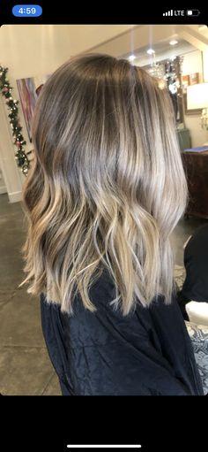 Grown Out Lived In Blonde, Bronde Haircolor With Dark Roots, Colour Correction Hair, Reverse Balayage Blonde, Bronde Bob, Soft Balayage, Fresh Hair