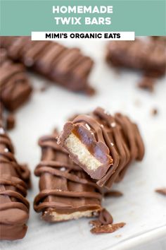 homemade twix bars Mars Bar Squares, Snickers Bars Recipe, Mars Bars, Coconut Milk Chocolate, Organic Candy, Twix Bar