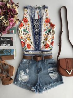 Outfits Juvenil, Goal Outfits, Outfits Primavera, Blusas Top, Fake Money, Boho Style Outfits, Lady Dress, Classy Fashion, Dream Style