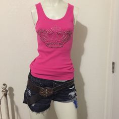 New With Out Tags/ Customized Crown With Rhinestones And Studs Spring Pink Rhinestone Tops, Casual Pink Tops With Rhinestones, Summer Pink Tops With Rhinestones, Casual Stretch Tops With Rhinestones, Summer Cotton Tops With Rhinestones, Summer Cotton Top With Rhinestones, Depop Ideas, Pretty Items, Trashy Outfits