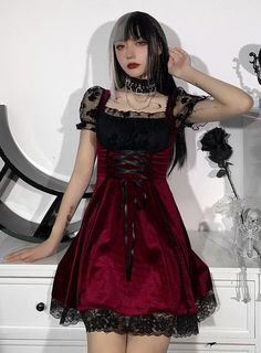 Preppy Aesthetic Outfits, Harajuku Grunge, Velvet Corset, Black Lace Corset, Gothic Vintage, Vintage Corset, Kawaii Dress, Goth Dress, Corset Mini Dress