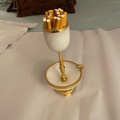 Mid Century Hollywood regency brass and alabaster cigarette holder and ashtray. Fine classical details. Rest cigarette on the gilt leaf. A great period appropriate accessory for a mid century home whether you smoke or not Saltburn Party, Serving Cvnt, Period Accessories, Housing Decor, Mid Century Hollywood, Dream Bars, Bar Setup, Mid Century Home, Century Home