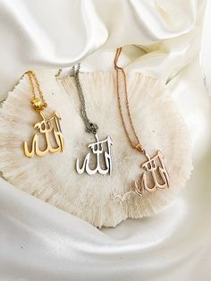 Allah Name Necklace, Allah Symbol Necklace, Muslim pendant, Islamic Necklace tears of Allah, Arabic Name Necklace, religious Necklace, Allah~ Materials : Rose gold, gold, steel (stainless steel)~ Style :  Necklace~ Length : adjustable 14-19 inchesALL SHIPPING COMES WITH TRACKING--> Processing time 1-3 business days  (time for us to make the product)--> US (United States) Shipping time Approximately (1-3 business days) with PRIORITY Requires upgrade with shipping--> US (United States) FR Rose Gold Spiritual Necklace, Islamic Masjid, Islamic Necklace, Allah Name, Arabic Name Necklace, Dainty Cross Necklace, Arabic Names, Pretty Jewelry Necklaces, Allah Names