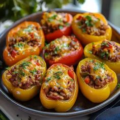 Bell Peppers, Peppers, Stuffed Bell Peppers, Tomatoes, Slow Cooker, Cheese, Meat, Stuffed Peppers, White