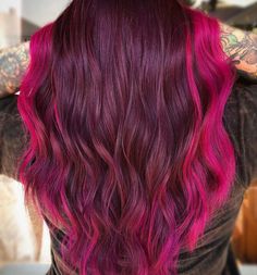 Violet And Magenta Hair, Magenta Hair With Dark Roots, Pink And Red Color Block Hair, Hair Colour Ideas Red, Bright Burgundy Hair, Dark Roots Pink Hair Balayage, Burgundy Hair Braids, Berry Balayage, Maroon And Pink Hair