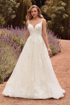 Sophia Tolli Wedding Dress Sophia Tolli: Y22180 - Hudson Wedding Dress With Corset, Sophia Tolli Wedding Dresses, Soft Tulle Veil, Strapless Wedding Dress Mermaid, Off Shoulder Ball Gown, Sophia Tolli, Back Wedding Dress, Evening Dresses For Weddings, Romantic Bride