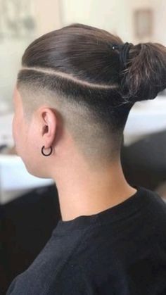 Men Long Hair Bun, Man Bun Haircut, Long Curly Hair Men, Man Bun Hairstyles, Undercut Long Hair, Cornrow Hairstyles For Men, Gents Hair Style, Shaved Hair Designs