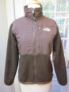 The North Face Brown Polartec Full Zip Up Long Sleeve Fleece Jacket Women XS/TP Cozy Midweight Fleece Jacket For Winter, Comfortable Fleece Jacket For Fall Outdoor Activities, Midweight Long Sleeve Fleece Jacket For Fall, Fitted Sporty Fleece Jacket For Fall, Midweight Fleece Jacket For Winter, Functional Long Sleeve Fleece Jacket For Cold Weather, Casual Outdoor Fleece Jacket With Cozy Fit, Functional Long Sleeve Fleece Jacket For Fall, Casual Midweight Fleece Jacket