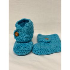 Baby Booties Shoes Boots Toddler Child Kids Turquoise Handmade Crochet With Brown Buttons. New. Size Depends On Measurements And Size Of Child. See Photos For Approximate Measurements And Details As They Are Part Of My Description. These Are Not Non-Skid. There Is No Padding Or Grips On Bottom Of Booties. Comes From A Smoke Free And Pet Free Home. Booties Shoes, Baby Booties, Shoes Booties, Handmade Crochet, Shoes Boots, See Photo, Kids Shoes, Shoe Boots, Hand Crafted