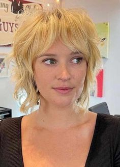 Layered Haircuts With Bangs Short, Short Hairstyle Women Shaggy Bob, Shaggy Short Hair With Undercut, Short Blonde Shag Hairstyles, Shaggy Short Bob For Fine Hair, Shag Haircut Curly Short, Bold Haircut For Women, Styling A Short Shag Haircut, Shag Bob With Bangs Choppy Layers