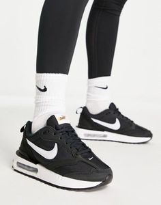 Air Max 200 Outfit, Air Max Outfit Women, Airmax Women, Air Max Outfit, Air Max 90s, Nike Air Max 200, Black Tennis Shoes, Nike Branding, Basket Noir