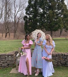 Tea Party Outfit, Pastel Dresses, Party Dress Codes, Garden Party Outfit, Picnic Inspiration, High Tea Party, Bridal Tea