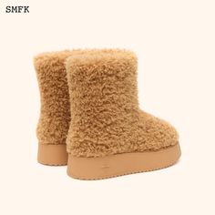 SMFK Compass Woolly Black Fluffy Boots - Inspired by felt boots in northern China, it is also the main idea of ​​the integrated design of winter fur shoes.- Small texture artificial tire wool fabric (glossy) SIZE GUIDE ( IN CM ) 35 36 37 38 39 40 Inner Length 22.5 23.0 23.5 24.0 24.5 25.0 Surface: synthetic woolLining: fabricSole: rubber Fluffy Boots, Felt Boots, Fur Shoes, Main Idea, Wool Fabric, Compass, Wheat, Size Guide, Felt