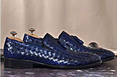 TucciPolo Borlo NN Handmade Italian Leather Loafer Tassels for Men - Stylish navy leather loafer featuring the typical chequeboard weave. A model made current by coordinated tassels. Finished with leather sole. Leather : Calfskin in Chequeboard Weave Color: Navy This is a made-to-order product. Each pair will be made upon receipt of order and shipped in approximately 15 days. Because our shoes are hand-painted and couture-level creations, each shoe will have a unique hue and polish, and exactly Italian Leather Sandals, Shoe For Men, Mens Leather Loafers, Tassel Shoes, Custom Made Shoes, Italian Leather Shoes, Bespoke Shoes, Handmade Leather Shoes, Embroidered Shoes