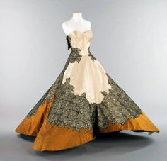 Charles James 1953 Bill Cunningham, Charles James, Fashion 1950s, Costume Collection, Costume Institute, Vestidos Vintage, Sarah Jessica Parker, Carrie Bradshaw, Four Leaf