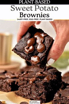 Sweet Potato Brownies Vegan Squares, Sweet Potato Brownies Healthy, Vegan Sweet Potato Brownies, Sweet Potato Dessert Recipes, Flourless Brownie Recipe, Cork House, Healthy Chocolate Snacks, Aip Foods, Sweet Potato Dessert