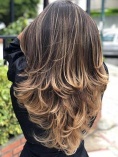 Crop Hair, Long Wavy Hair, Layered Haircuts, Hairstyles Haircuts