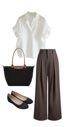 Blouse United Nations Outfit, Proffesional Woman Outfits, Model United Nations Outfit, Orchestra Outfit, Teacher Appropriate Outfits, Ootd Formal, Outfit Semi Formal, Model United Nations, Ootd Simple