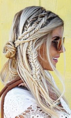 Finger Wave Hair, Bohemian Hairstyles, Festival Hair, Hair Stuff, Box Braids Hairstyles, Hairstyles Ideas, Fish Tail Braid, Stylish Hair, Hair Waves