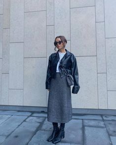 The 7 Best Classic Outfits to Wear on Repeat In 2024 | Who What Wear UK Double Breasted Coat, Mode Inspiration