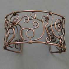 Copper wire bracelet Copper Wire Bracelet, Spiral Bracelet, Wire Jewelery, Copper Wire Jewelry, Bijoux Fil Aluminium, Wire Design, Artistic Wire, Wire Wrapped Bracelet, Metal Bracelet