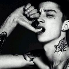 Ash Stymest Cute White Guys, Inspirational Images, Attack On Titan Anime, Face Claims, Male Models, Male Model, Photography Poses, Ash