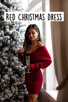 Red Christmas Dress Trendy Christmas Outfits, Red Christmas Dress, Christmas Look, Christmas Party Outfit, Winter Dress Outfits, Christmas Party Outfits, Christmas Style, Christmas Party Dress, Holiday Party Outfit