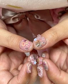 Kawaii Gel Nails Short, Cat Sticker Nails, Cat Nails Short, Pixi Nails, Short Cat Nails, Manicure On Short Nails, Sticker Nails, Almond Acrylic Nails Designs