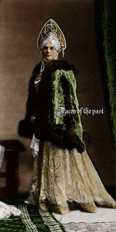 Princess Yussupova 1903 coloured by VelkokneznaMaria on DeviantArt Russian Traditional Clothing, Olga Romanov Color, Russia Winter, Russian Imperial Family, Romanov Sisters In Color, Romanov Ball 1903, Princess Sophia, Historic Art, Prince Felix