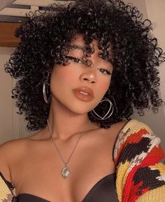 Realistic Drawing, Pelo Afro, Curly Hair Inspiration, American Woman, Long Hairstyles, Short Curly Hair, Short Bob Hairstyles, Natural Curls, Lace Frontal Wig