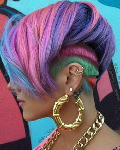 Lesbian Haircuts - 40 Bold & Beautiful Hairstyles - Our Taste For Life Badass Hairstyles, Hair Rainbow, Hair Colorful, Asymmetrical Haircut, Girls Short Haircuts, Edgy Haircuts, Guy Tang, Short Hair Undercut, Undercut Pixie Haircut