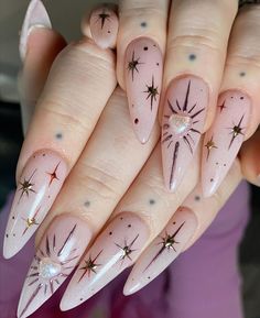 Champagne Nails, Maquillage Yeux Cut Crease, Witchy Nails, February 11, Pretty Acrylic Nails, Chic Nails, Dope Nails, Nail Arts, Cute Acrylic Nails