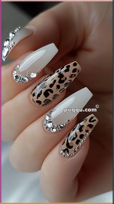 Step out in fashion with leopard nails! Dive into DIY tutorials, stylish designs, and tips to rock animal print manicure like a pro. Embrace the trend! Animal Print Uñas, Leopard Nails Tutorial, Uñas Animal Print, Leopard Print Nail Art, Foil Nail Designs, Leopard Print Nail, Leopard Nail Designs, Cheetah Nail Designs, Print Nail Art