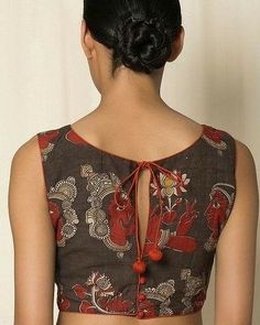 Blouse Back Neck Designs Pattern, Back Blouse Designs, Blouse Designs Ideas, Cotton Blouse Pattern, Kalamkari Blouse Designs, Ikat Blouse Designs, Back Neck Blouse, Sleeveless Blouse Designs, Blouse Back Neck