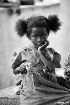 Africa Photography, Black And White People, African Women Art, Battle Scars, Female Fighter, Black Children, Beauty Art Drawings, Music Artwork