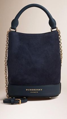 Burberry 2018 #burberry Handbag Heaven, Beautiful Handbags, Burberry Handbags, Tote Bag Leather, Beautiful Bags, Burberry Bag, Women's Bags, Clutch Handbag