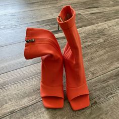 Women’s Sexy Orange Square Toed Heels Brand New! Simmi Brand Trendy Fitted Heels For Club, Trendy Club Heels, Chic Orange Heels, Bold High Heels, Square Toed Heels, Bright Orange Dress, Orange Square, Leopard Print Heels, Square Toe Heels